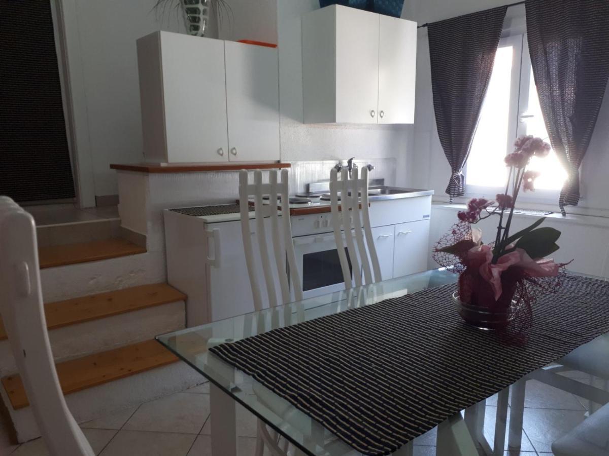 Apartments Petra 23 Mali Losinj Ngoại thất bức ảnh