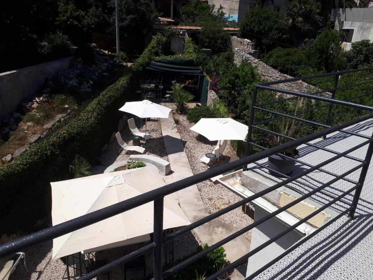 Apartments Petra 23 Mali Losinj Ngoại thất bức ảnh
